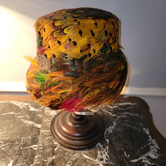 Vintage Feather Hat Circa 1940's - Hills Department Store Manchester NH - Picture 2 of 12